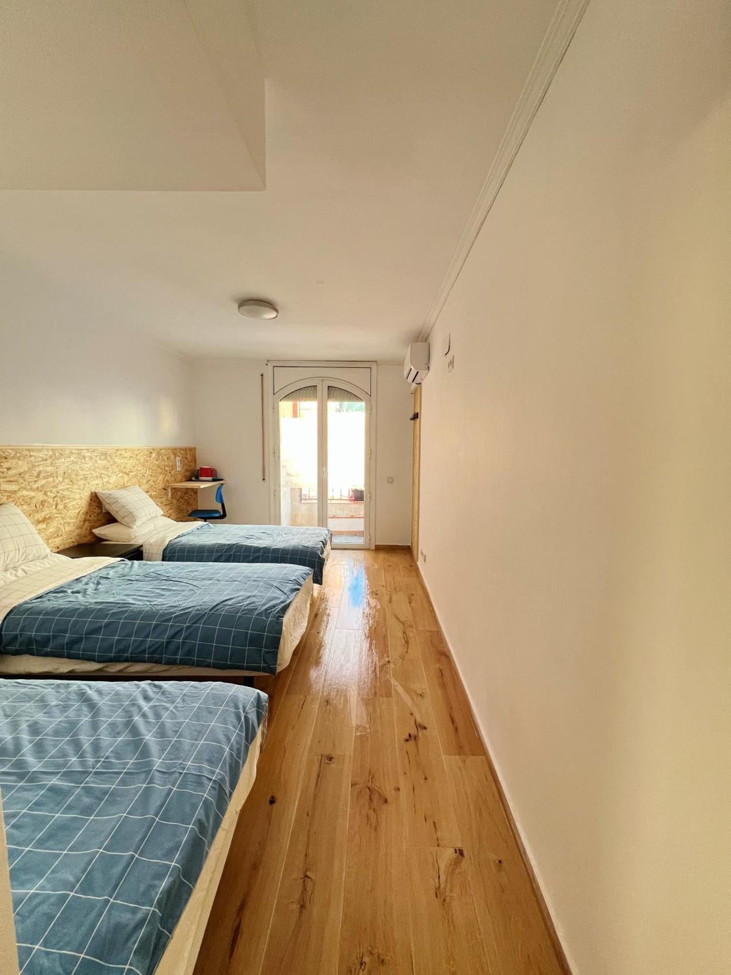Fudodo舒适3 Beds L'Hospitalet de Llobregat Exterior foto